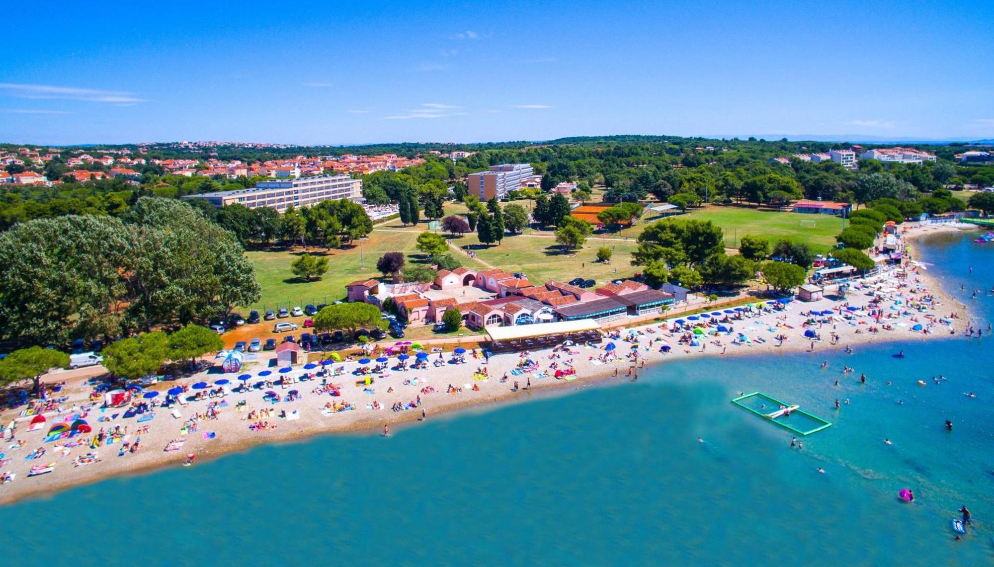 Ai Pini Medulin Resort Extérieur photo