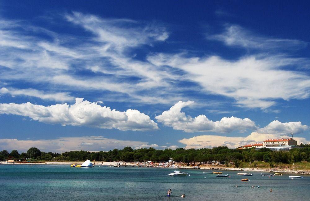 Ai Pini Medulin Resort Extérieur photo
